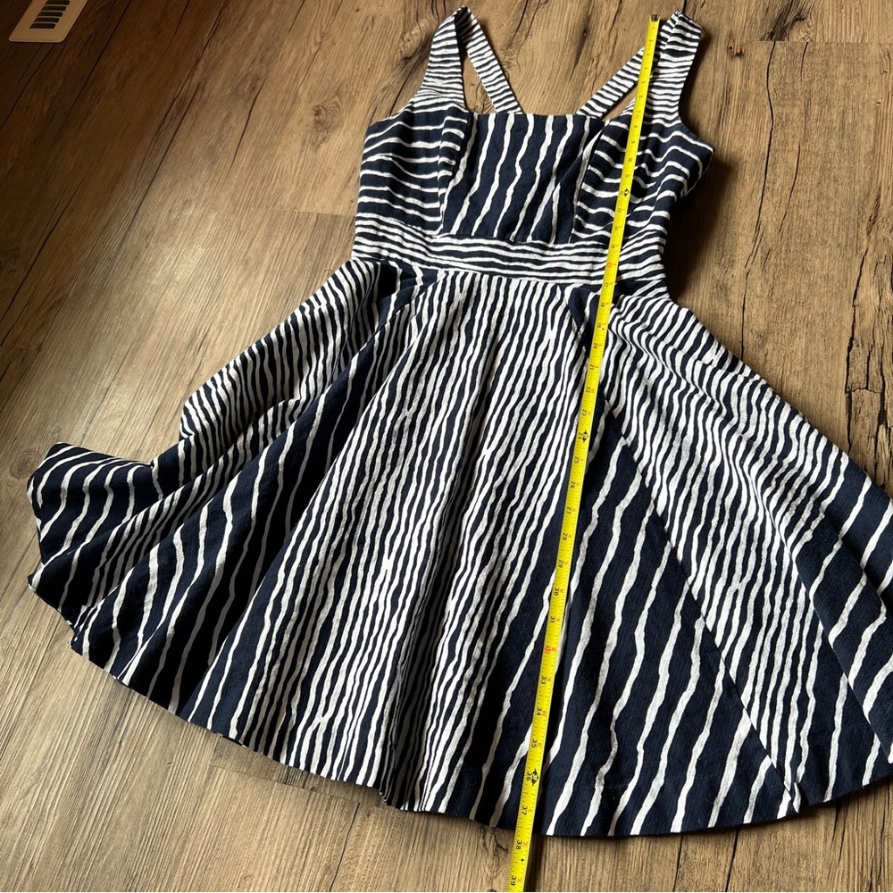 Eva Mendes dress - Picture 7 of 15